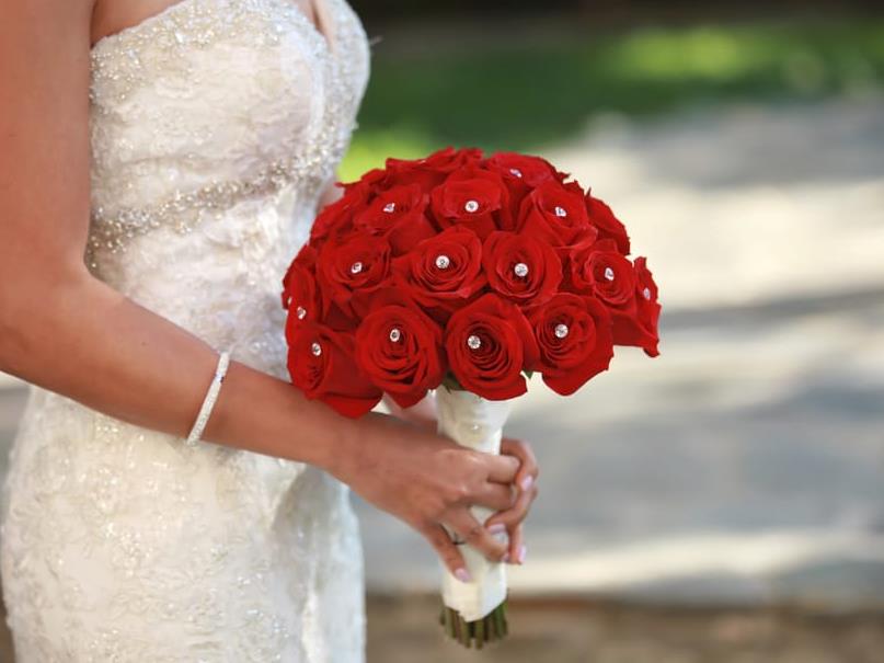 House Of Brides & Tuxedo: Service Image-0 House Of Brides & Tuxedo: Service Image-0